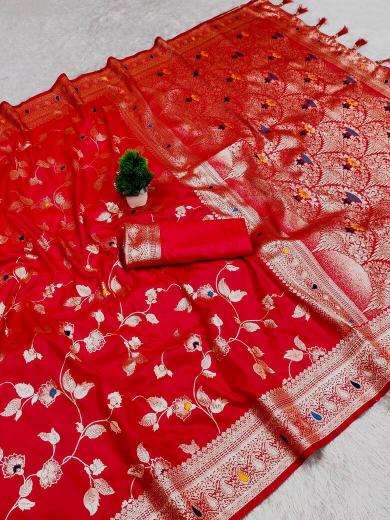 Anupama takshshila paithani surat fancy sarees